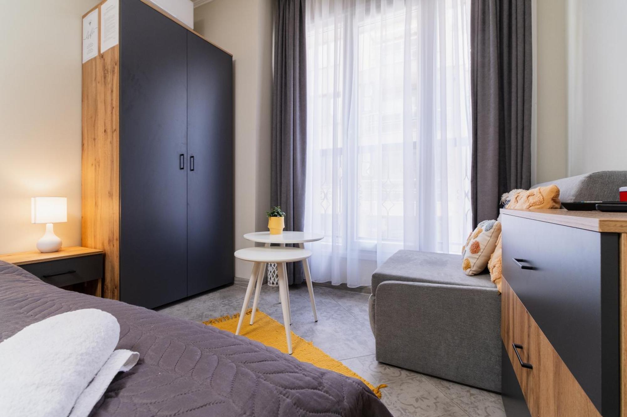 City Center Studio Apartments Пловдив Екстер'єр фото